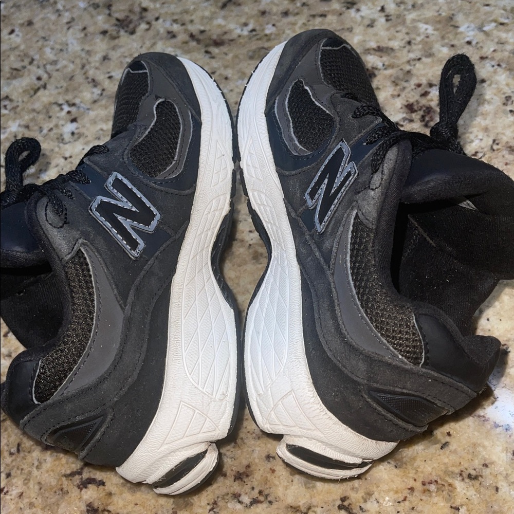 New Balance 2002 R - Picture 4 of 9